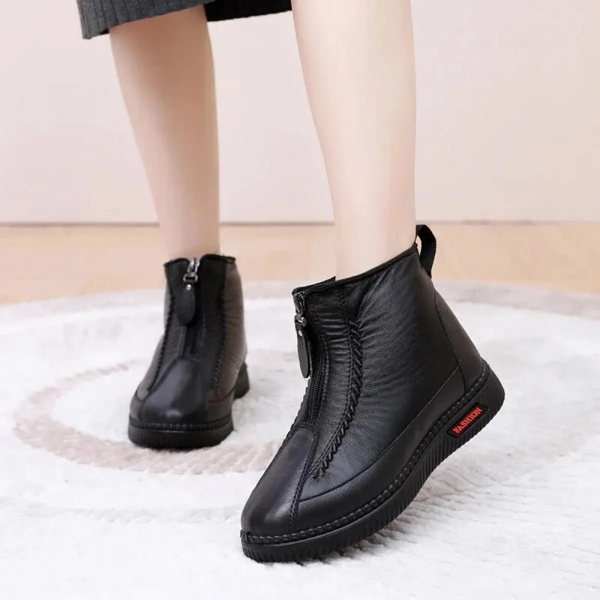 2024 scarpe da donna di marca stivali comodi alla caviglia moderni cerniera invernale testa tonda tacco basso tinta unita sempli
