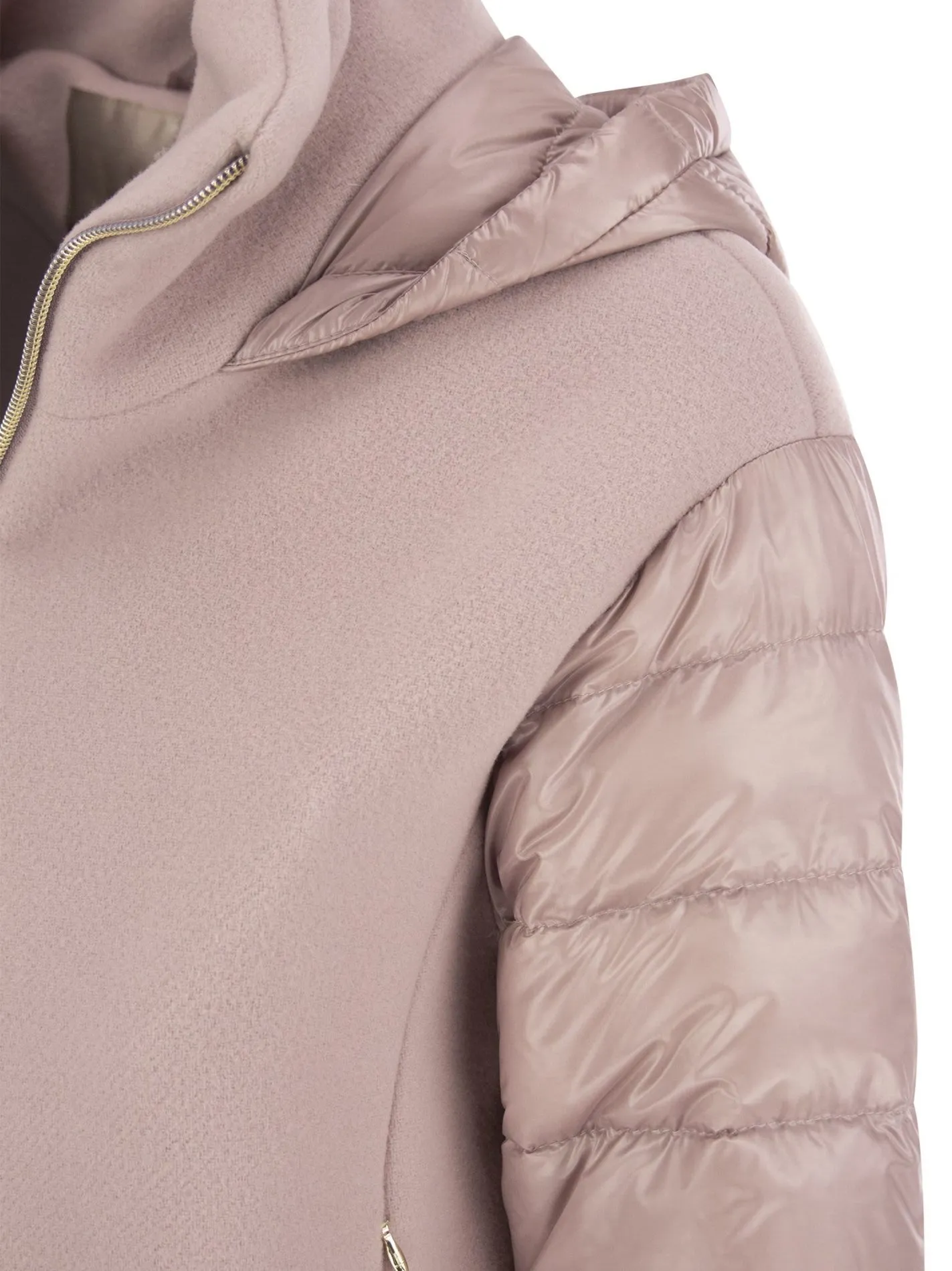 Bomber Resort in moderno nylon doppio e ultraleggero