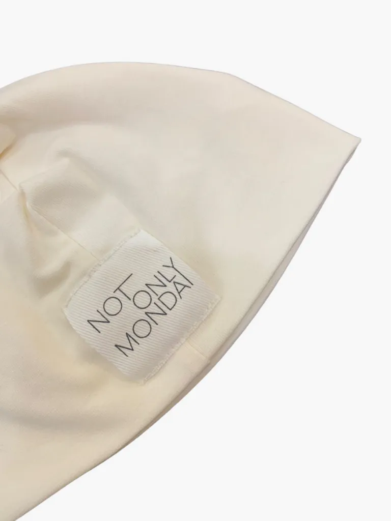 Cappellino panna – Not only monday