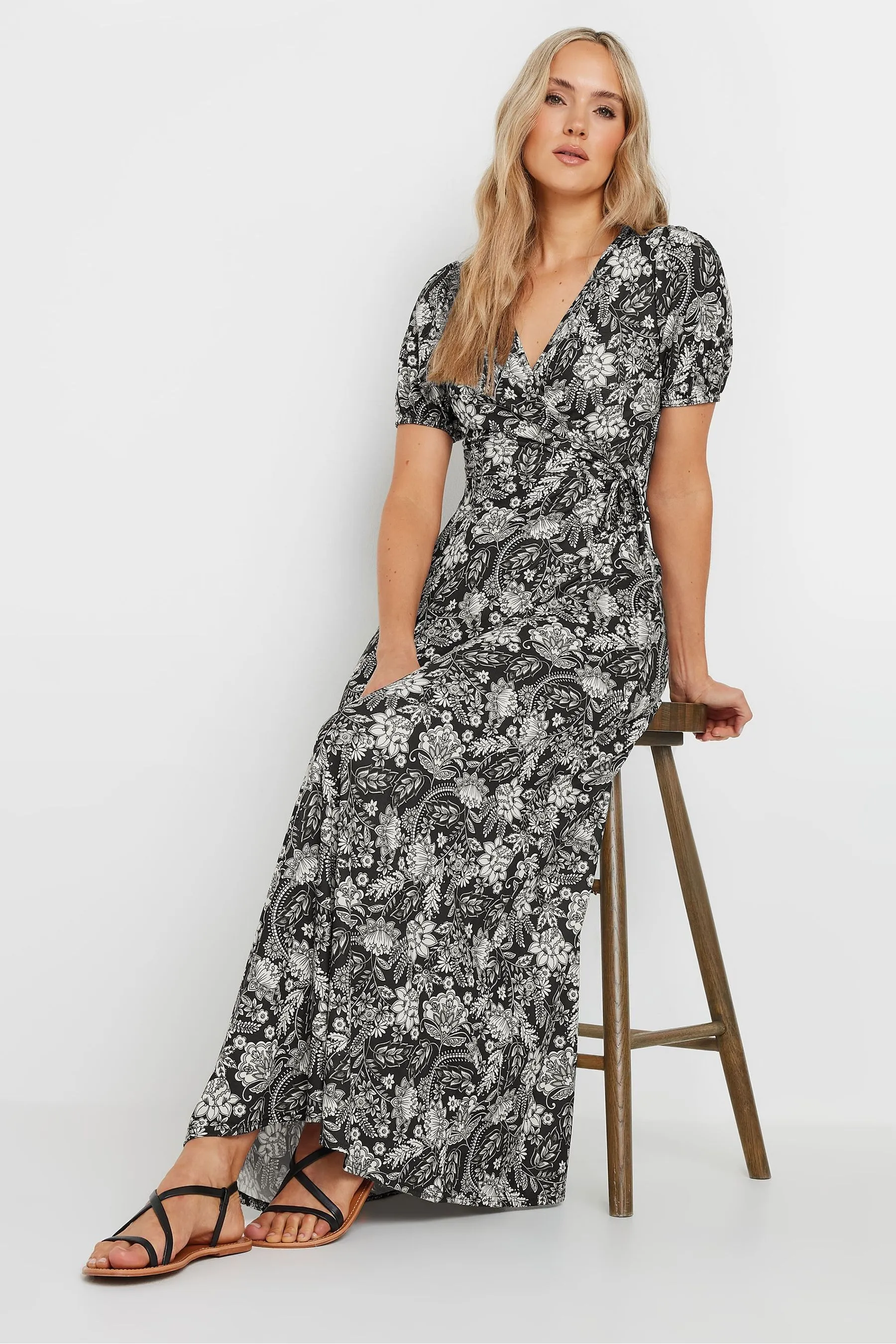 Long Tall Sally Floreale - Abito maxi Stampa a portafoglio con stampa cachemire
