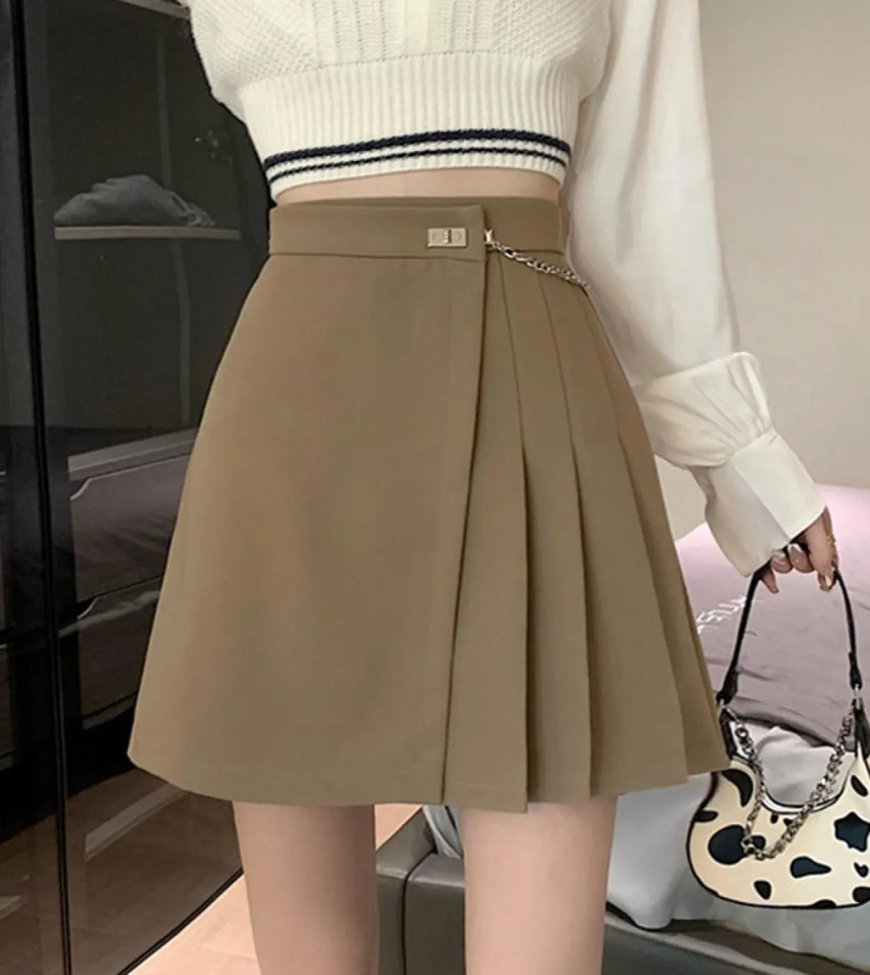 Minigonne a vita alta da donna New 2023 Style Streetwear All Match Tinta unita Gonna corta a pieghe da donna