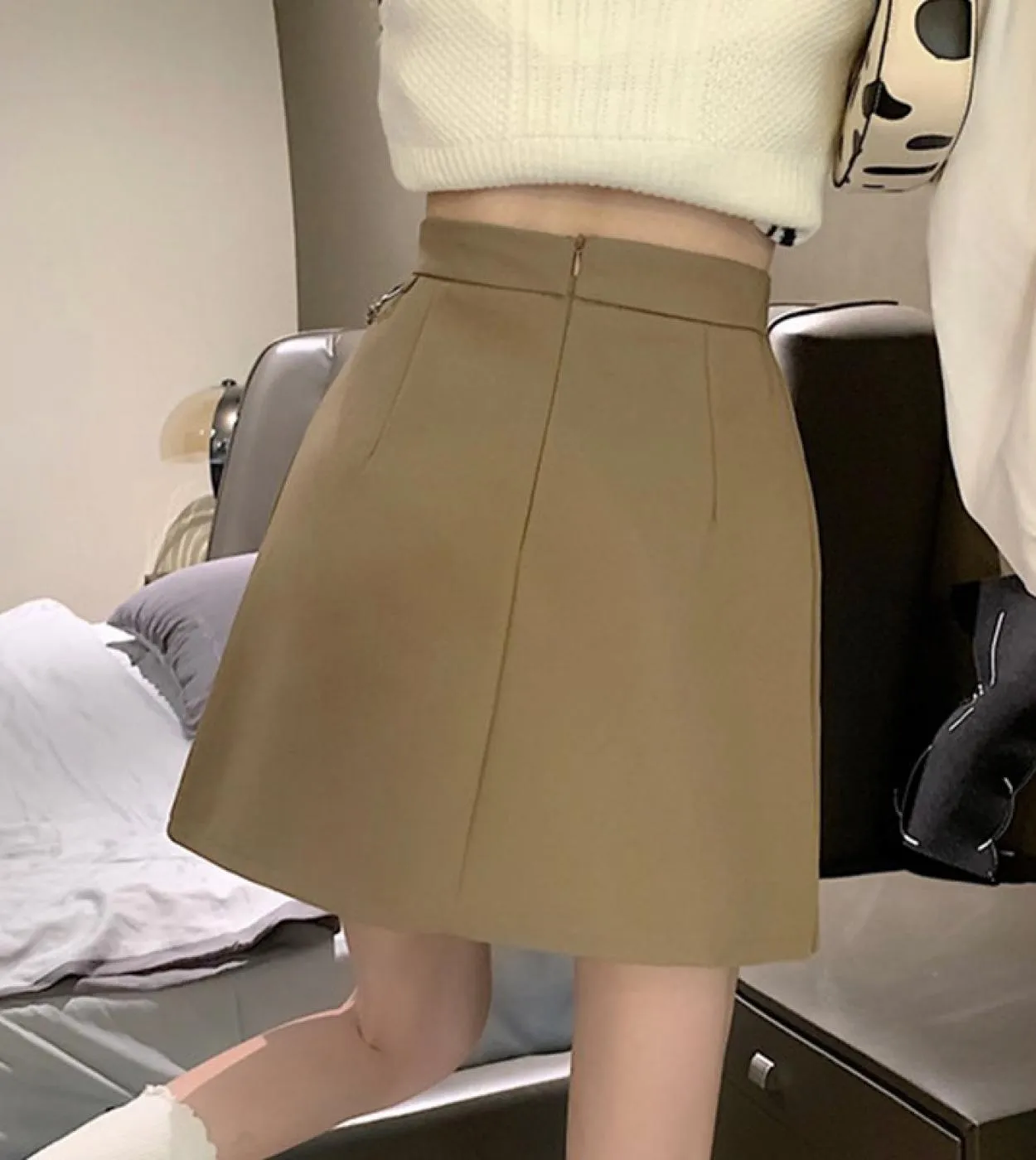 Minigonne a vita alta da donna New 2023 Style Streetwear All Match Tinta unita Gonna corta a pieghe da donna