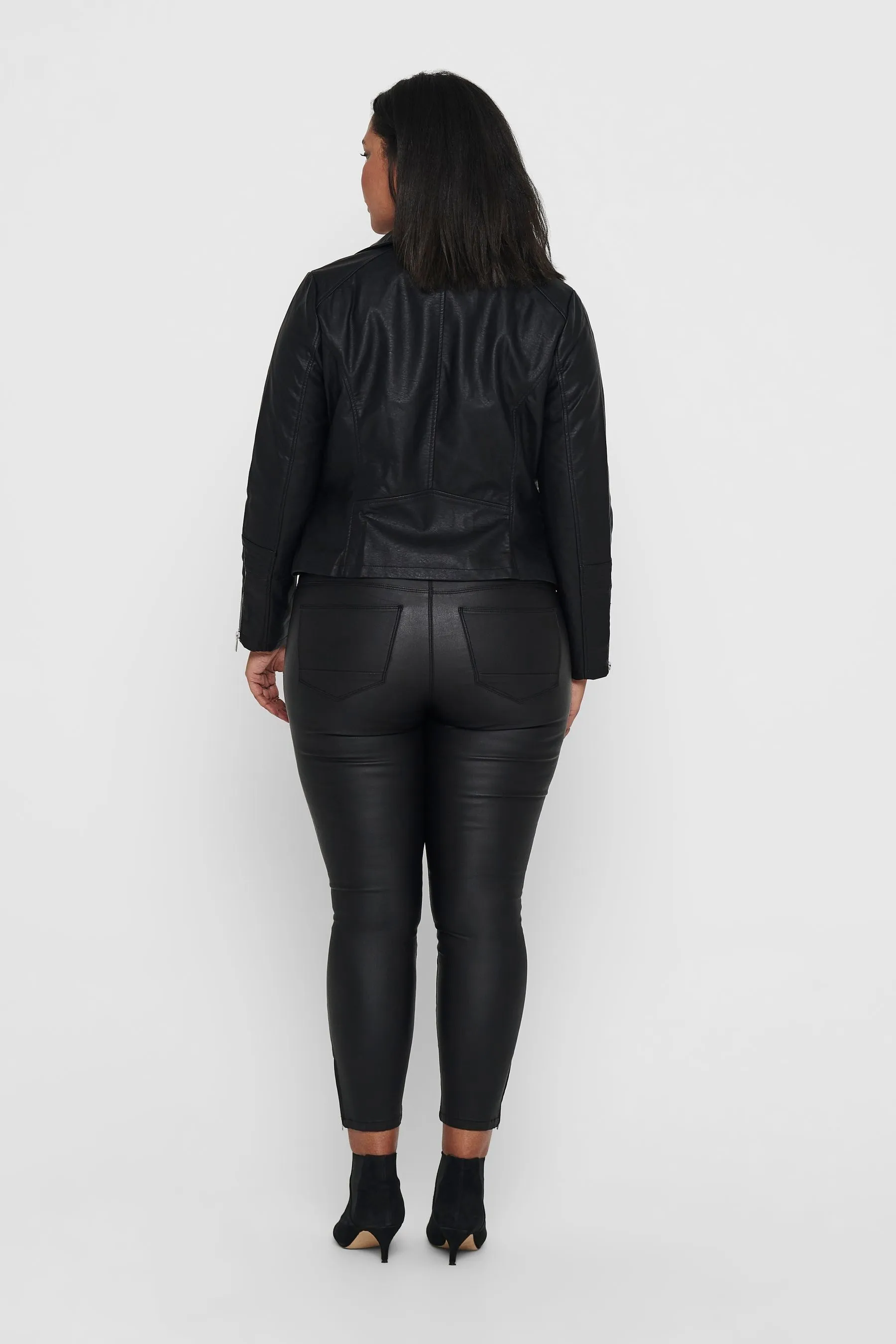 ONLY Curve - Giacca stile motociclista in pelle sintetica