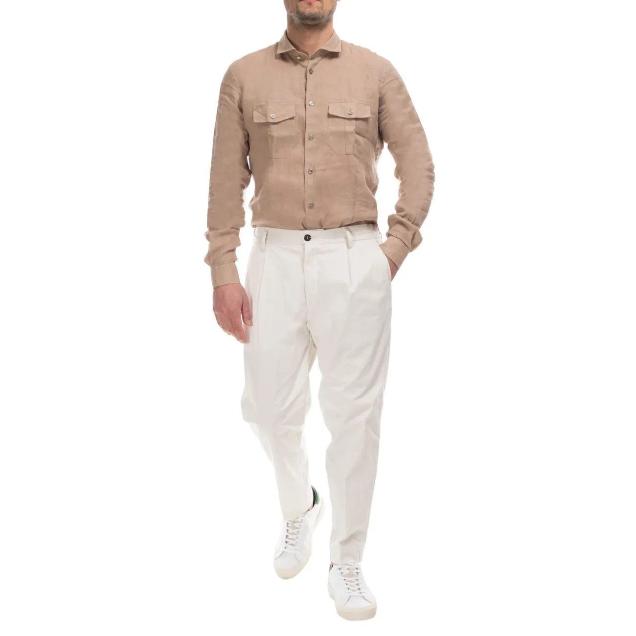 Outfit camicia  in lino beige