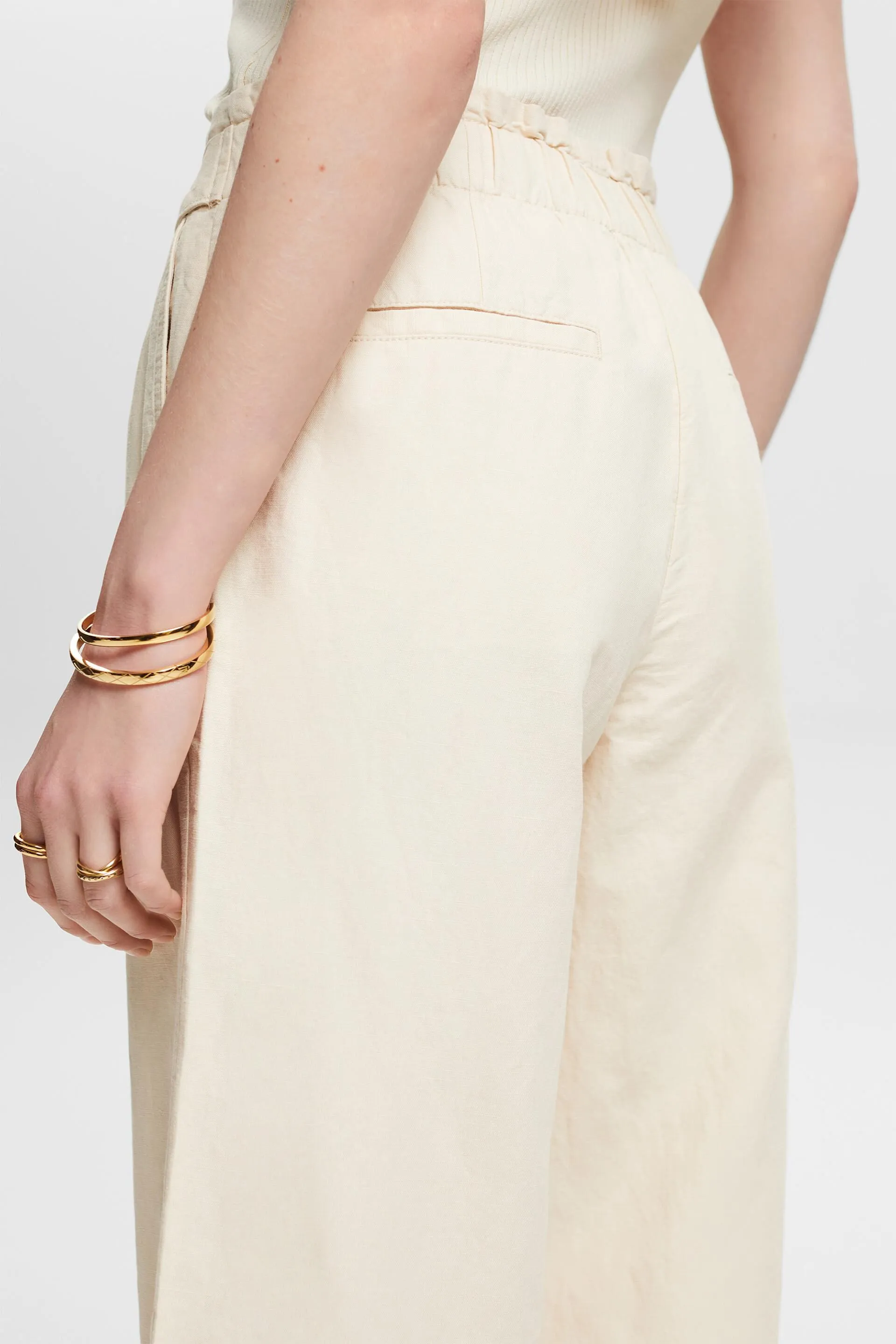 Pantaloni culotte cropped in lino e cotone