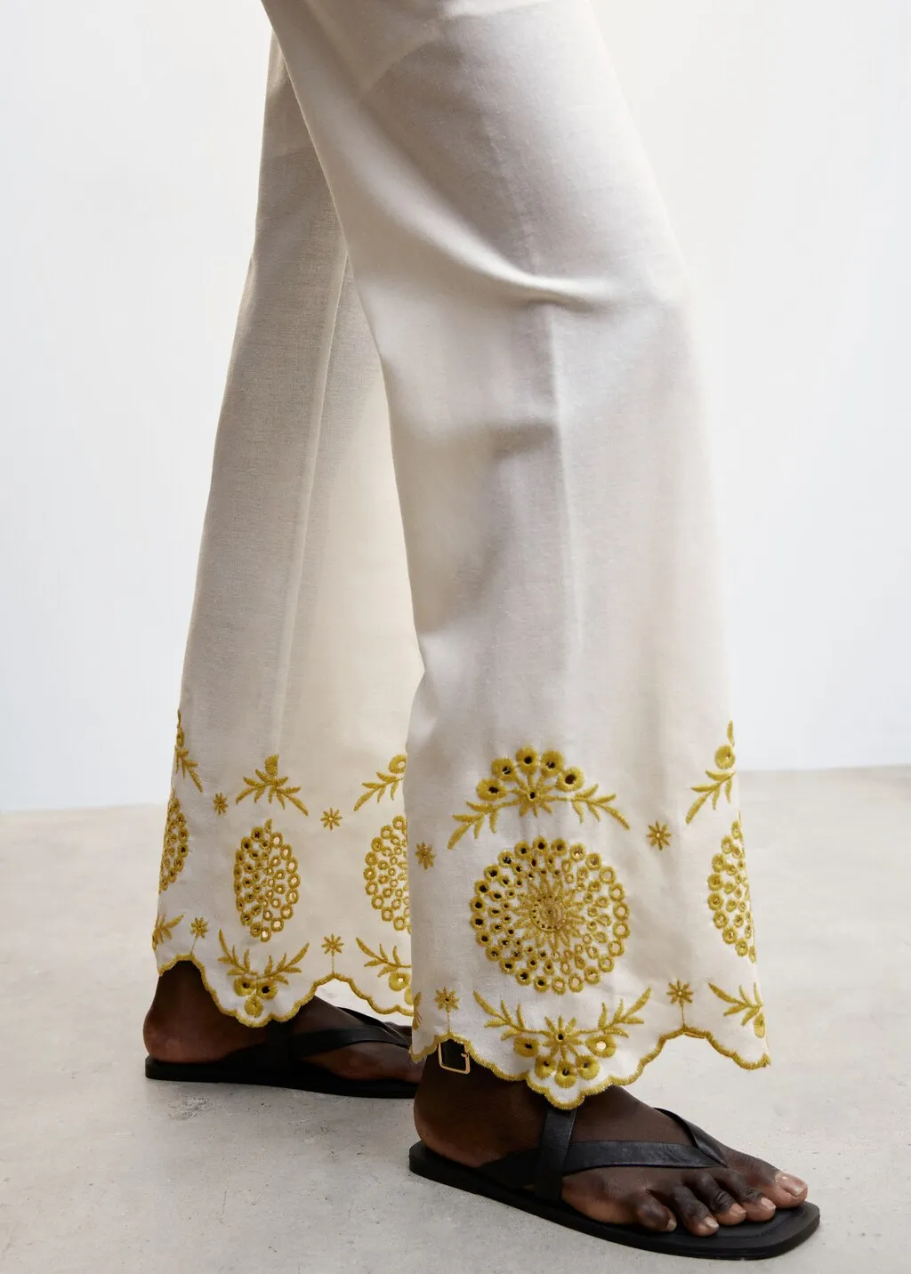 Pantaloni culotte ricamo svizzero