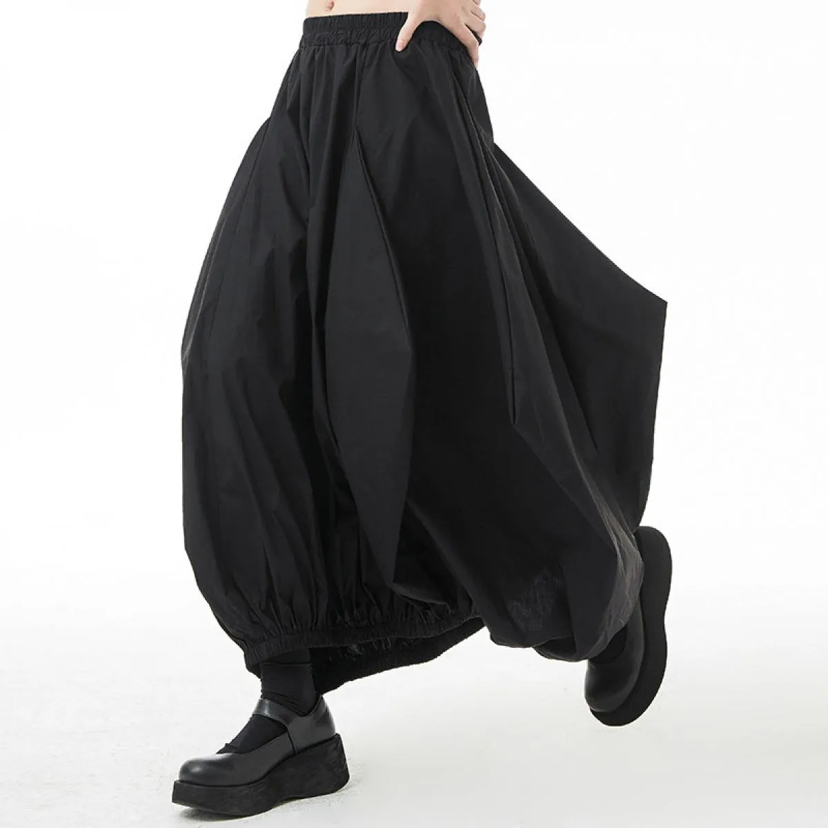 Qing Mo Gonna a pieghe da donna 2023 Primavera Autunno Moda Personalità di grandi dimensioni Sottile Gonna a vita alta Lanterna