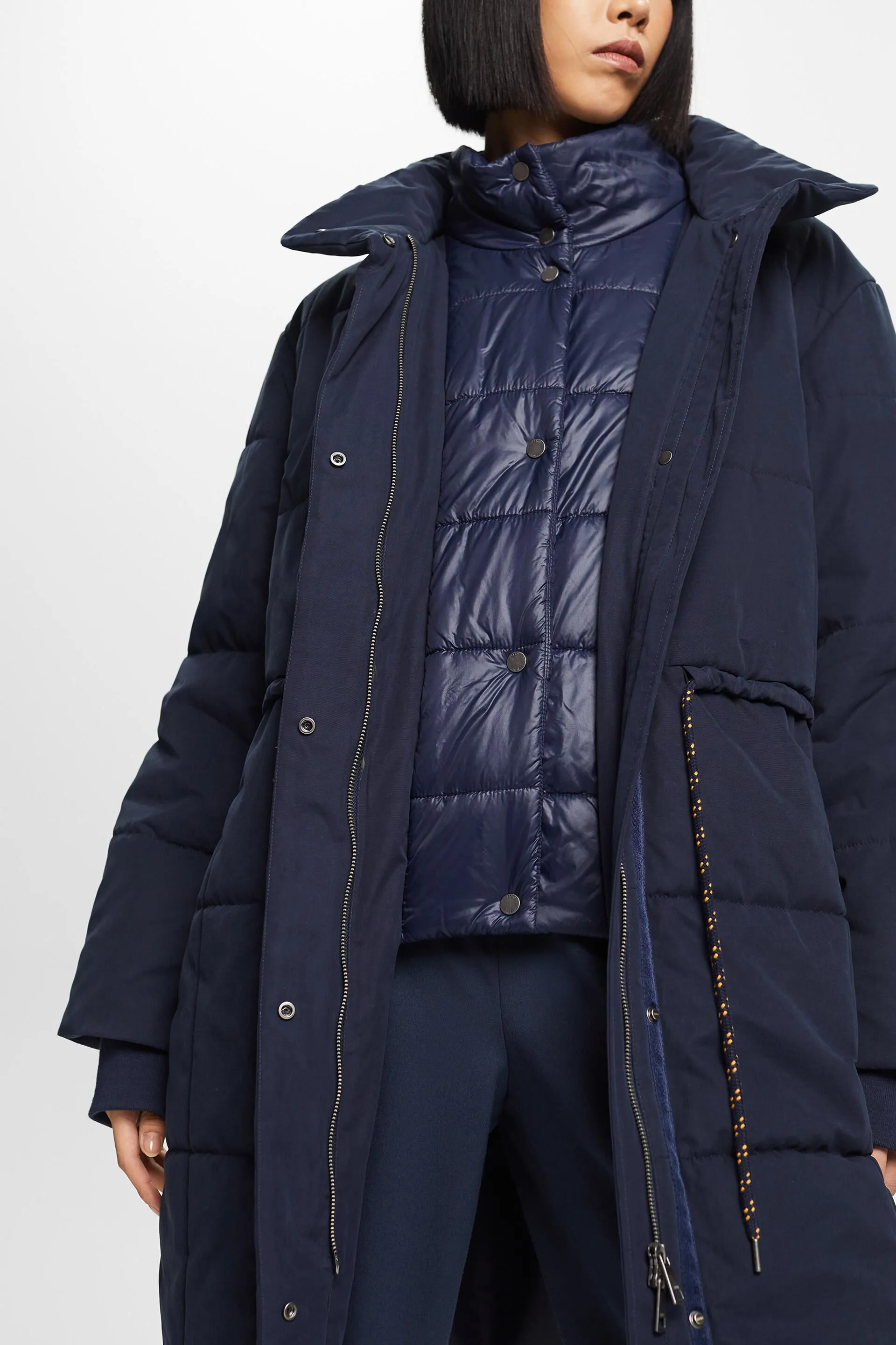 Riciclato: cappotto trapuntato con fodera in pile