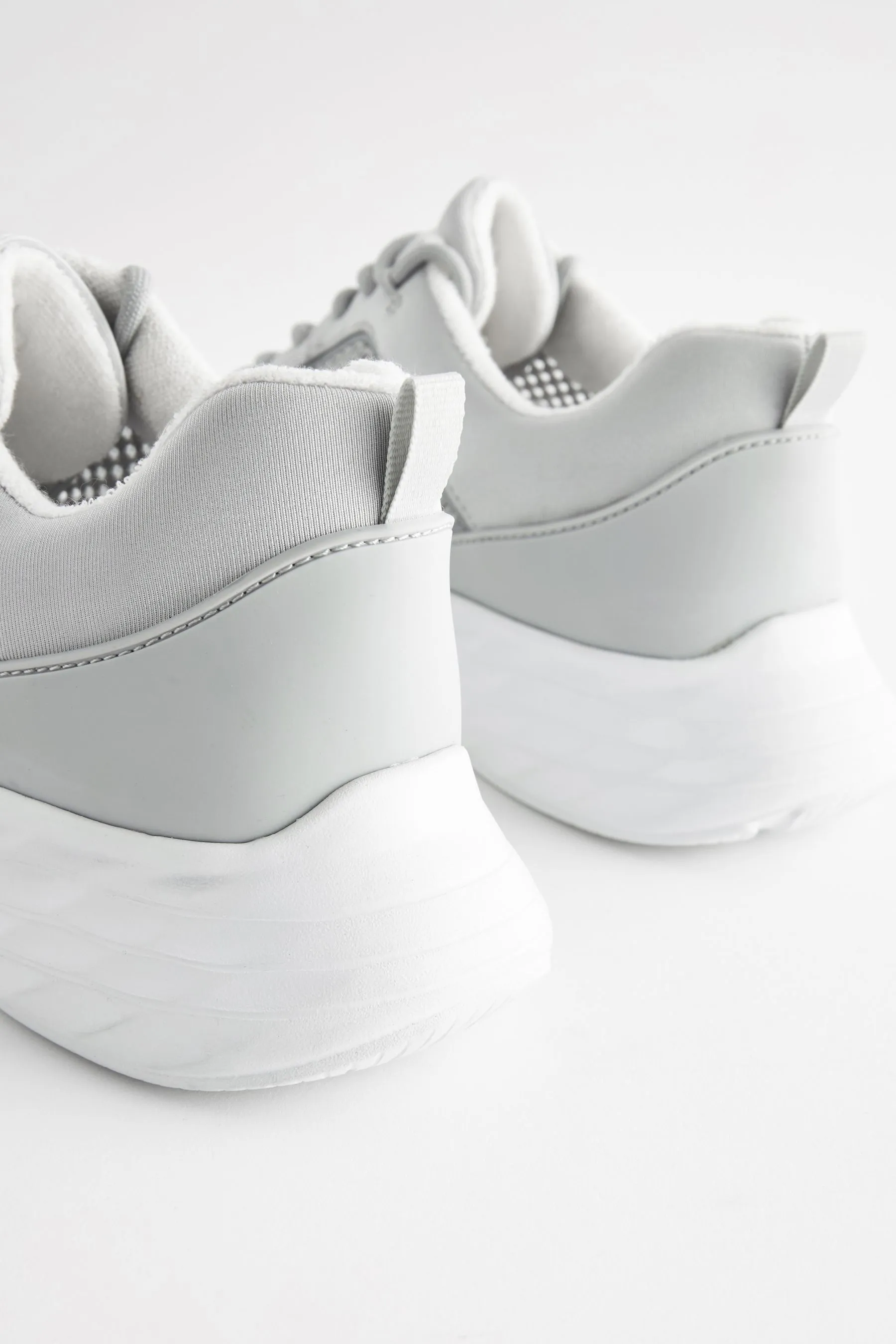 stesso. scarpe da ginnastica Pizzo up