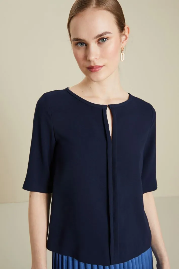 Top in enver satin